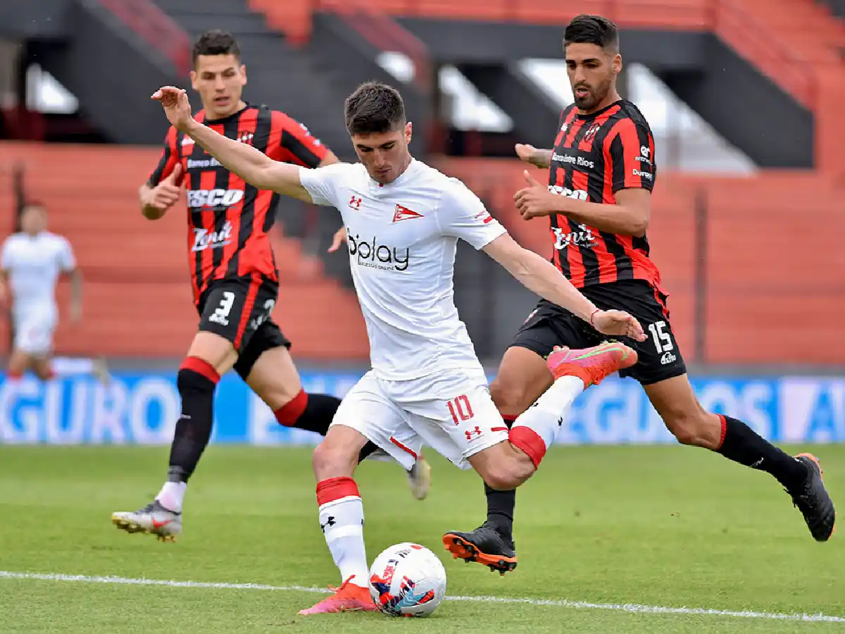 En Paraná, Estudiantes superó a Patronato