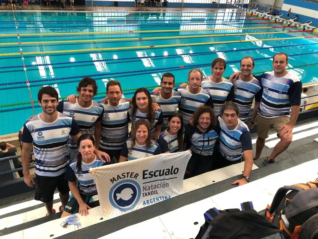 Escualo acumuló medallas en el campeonato Argentino