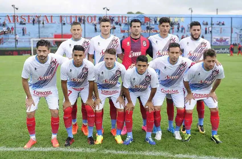 La Superliga intimó a Arsenal por atraso en pago de sueldos