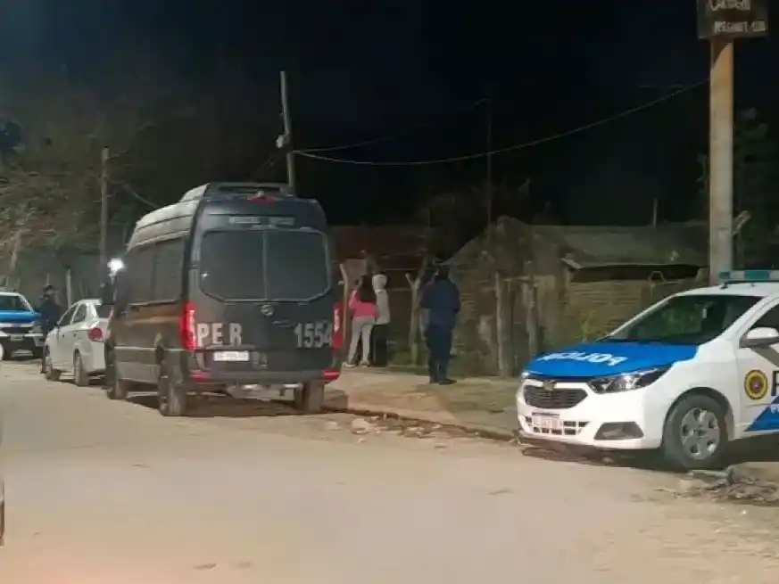 Un hombre se atrincheró con su hijo de 4 años durante cinco horas