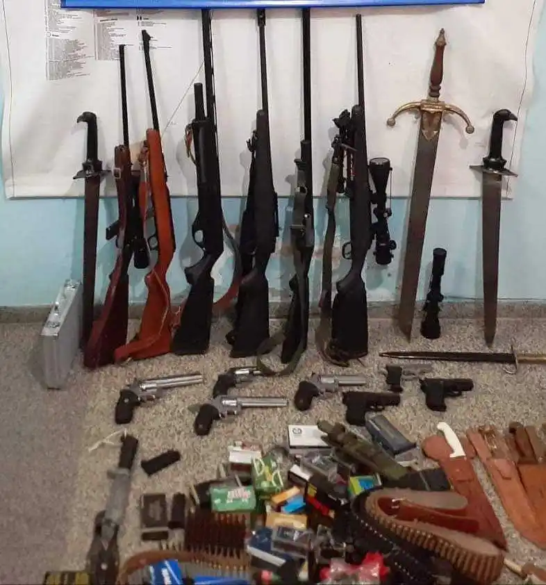 Un hombre fue detenido por amenazar a su ex pareja con un arma de fuego