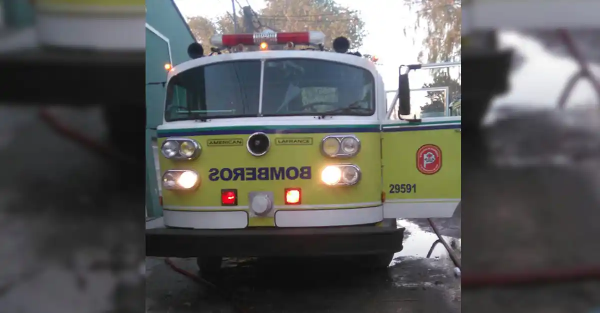 Un voraz incendio destruyó una vivienda en el barrio El Progreso