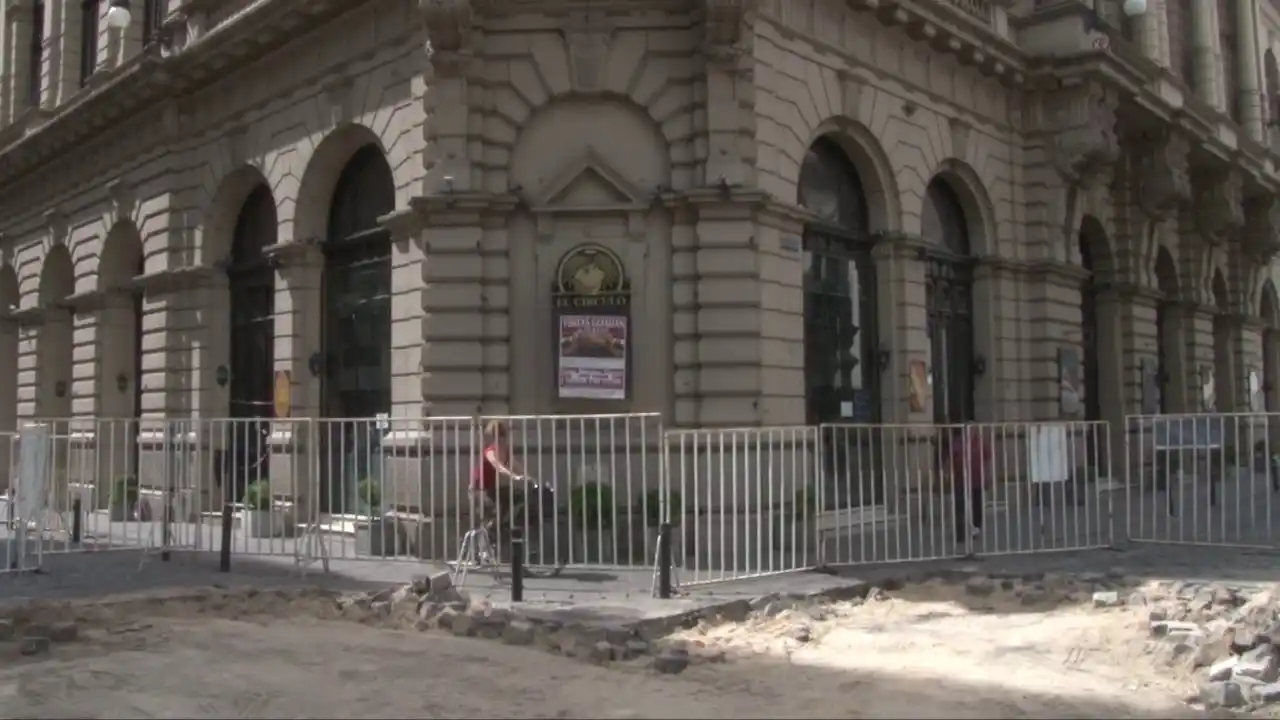 Comenzó la remodelación del entorno del Teatro El Círculo