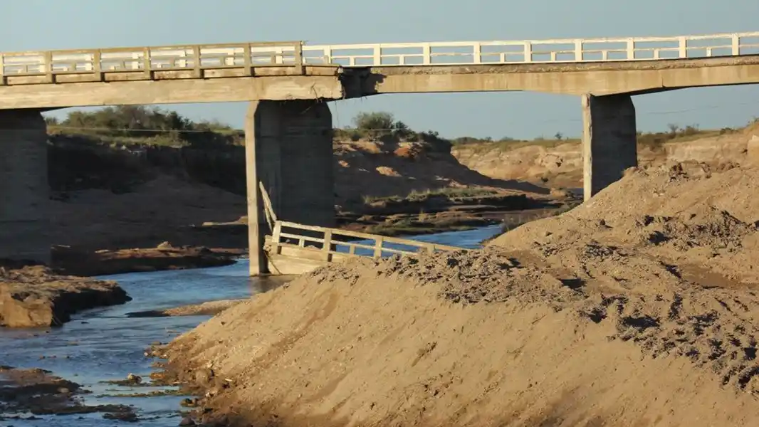 Ruta 35, cortada por la inundación: productores del sudoeste lograron respuesta a su reclamo y esperan obras en 20 días