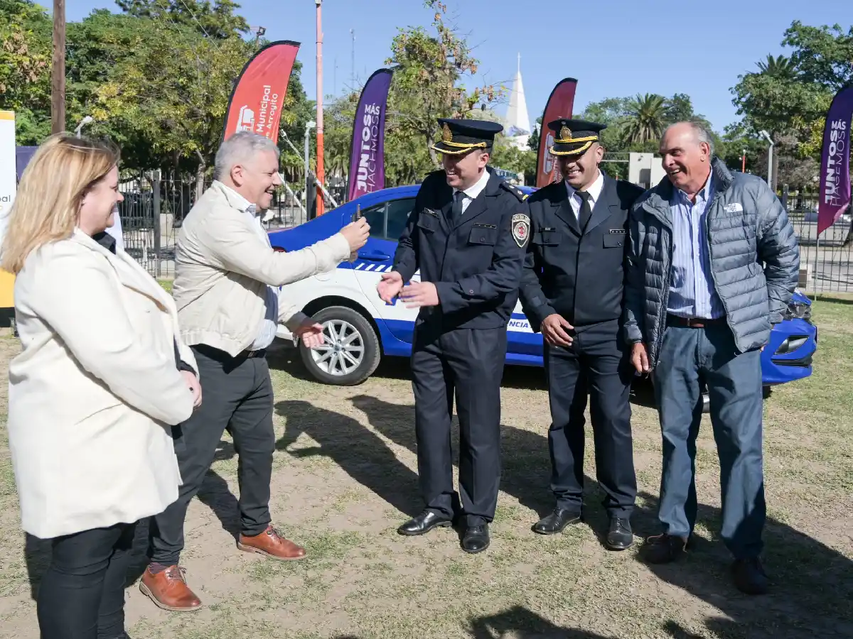 Nuevo móvil para la comisaría de Arroyito   