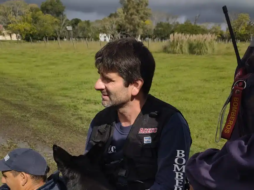Intensa búsqueda de un hombre desaparecido en Arroyo Clé, Rosario del Tala