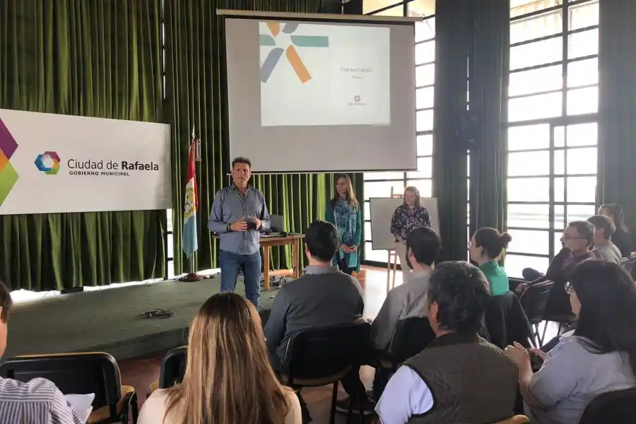 Nueva capacitación para personal jerarquizado del Municipio