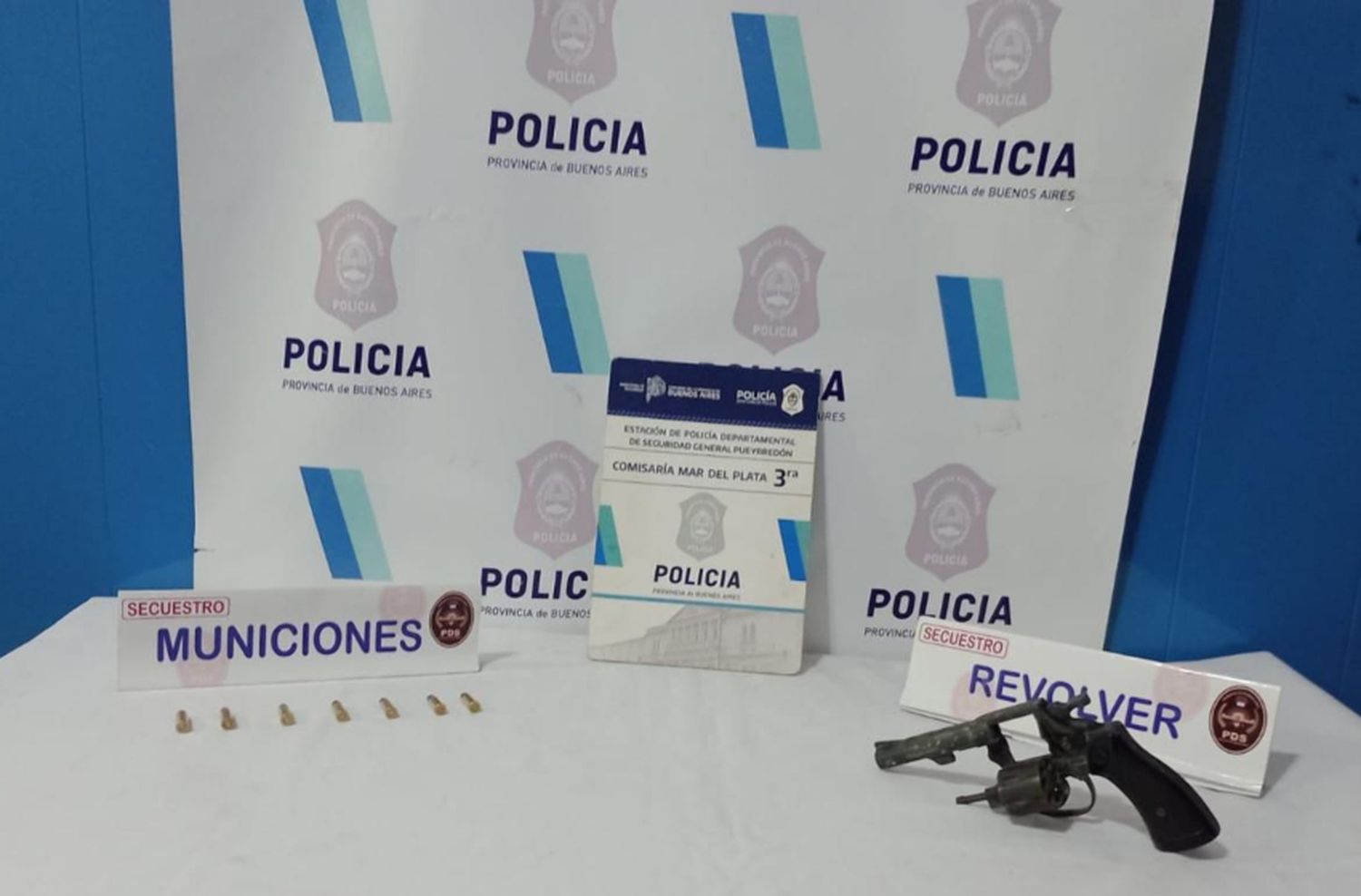 Discutía con su ex pareja y estaba armado