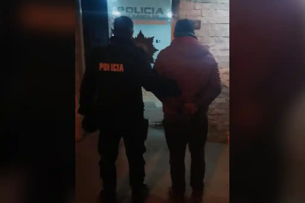 Tenía pedido de captura desde 2020 por exhibiciones obscenas y fue detenido en Rafaela