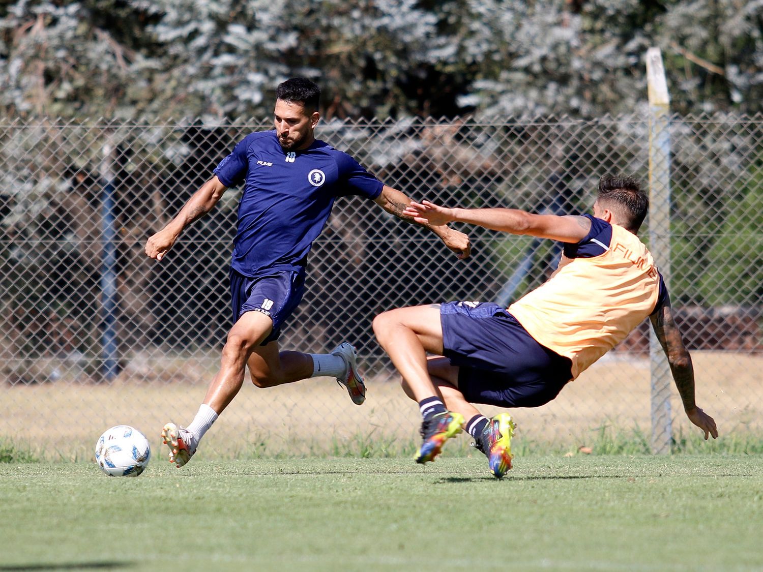 Alvarado debutará un domingo y Aldosivi jugará el sábado en Madryn