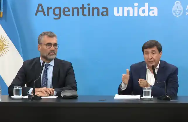 Coronavirus en Argentina: Gobierno anunció bonos para beneficiarios de AUH, jubilados y planes sociales