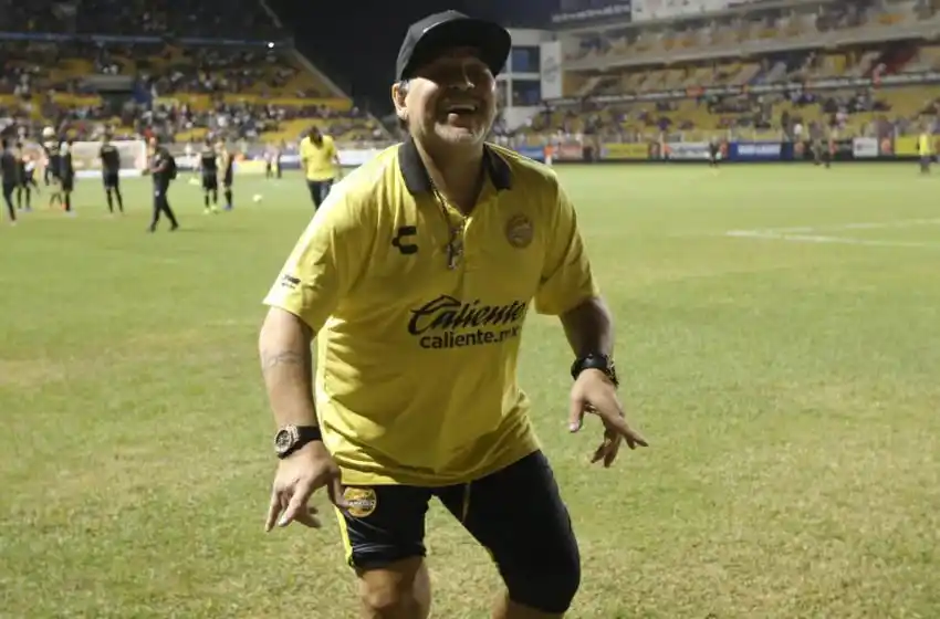 Maradona continuará en Dorados