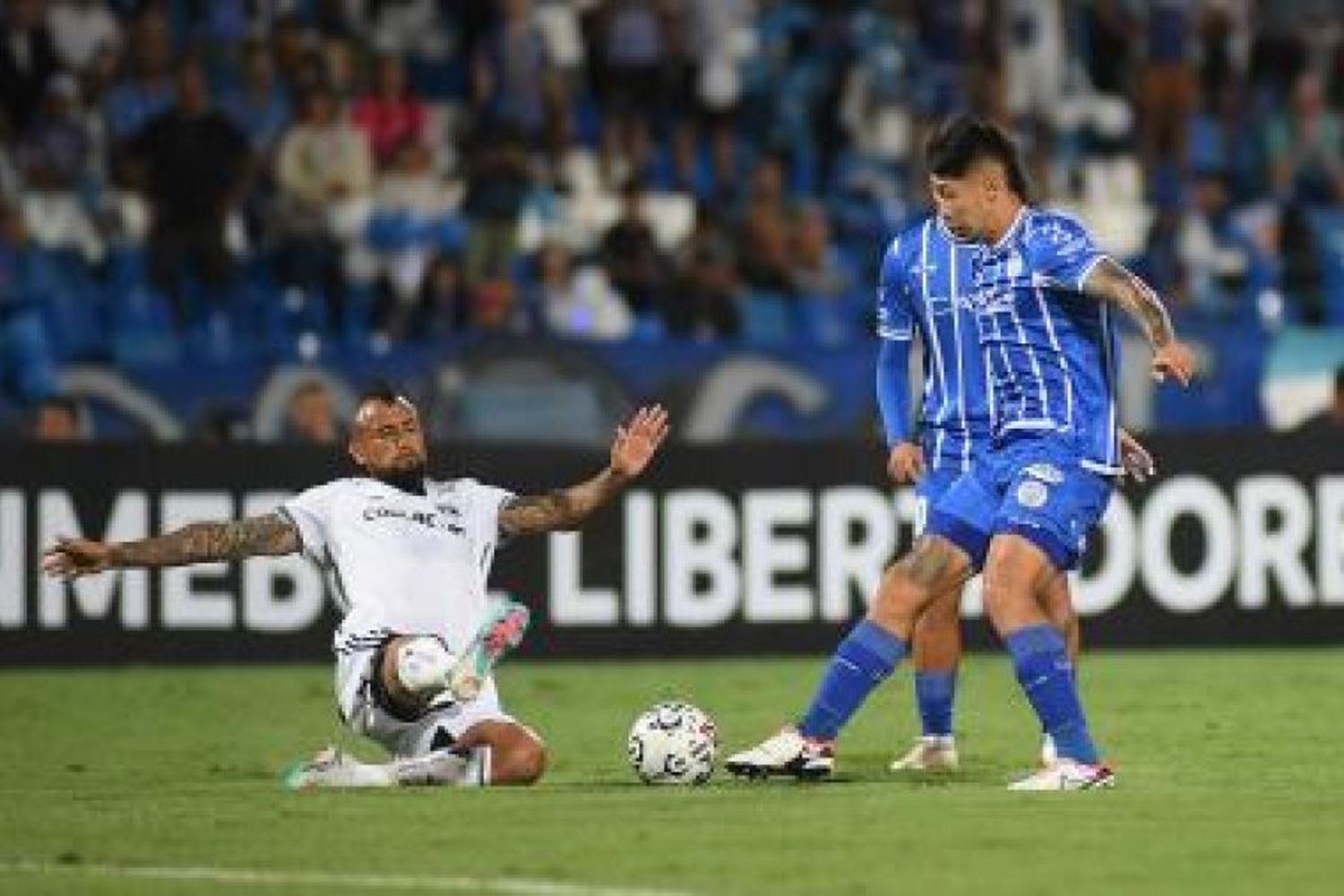 Godoy Cruz buscará revertir la serie ante Colo Colo