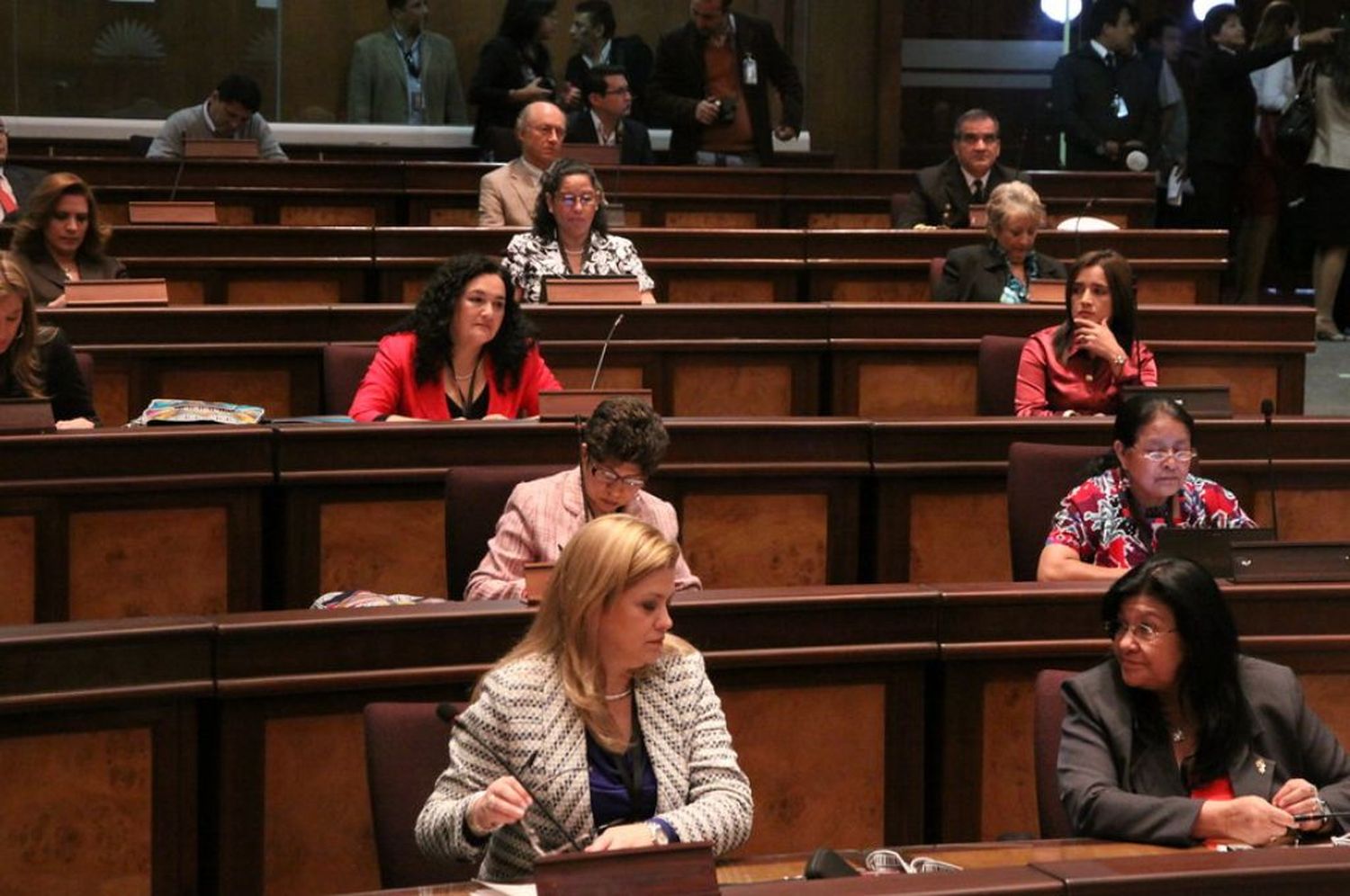 Por primera vez en la historia las mujeres están presentes en todos los parlamentos del mundo