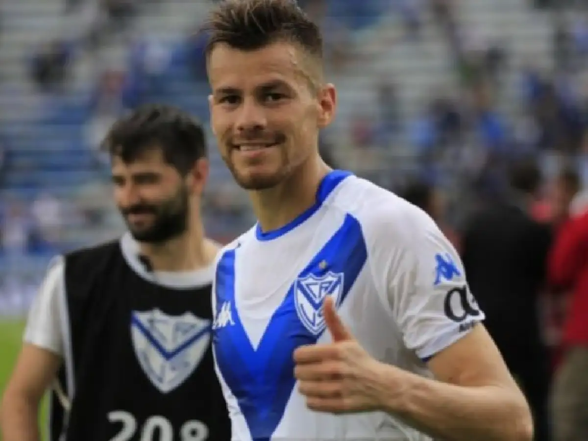  Giménez confirmó  su salida de Vélez 