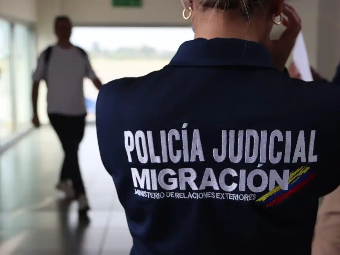 Atención: falsos funcionarios de Migración Colombia ofrecen el PPT por WhatsApp y estafan a migrantes