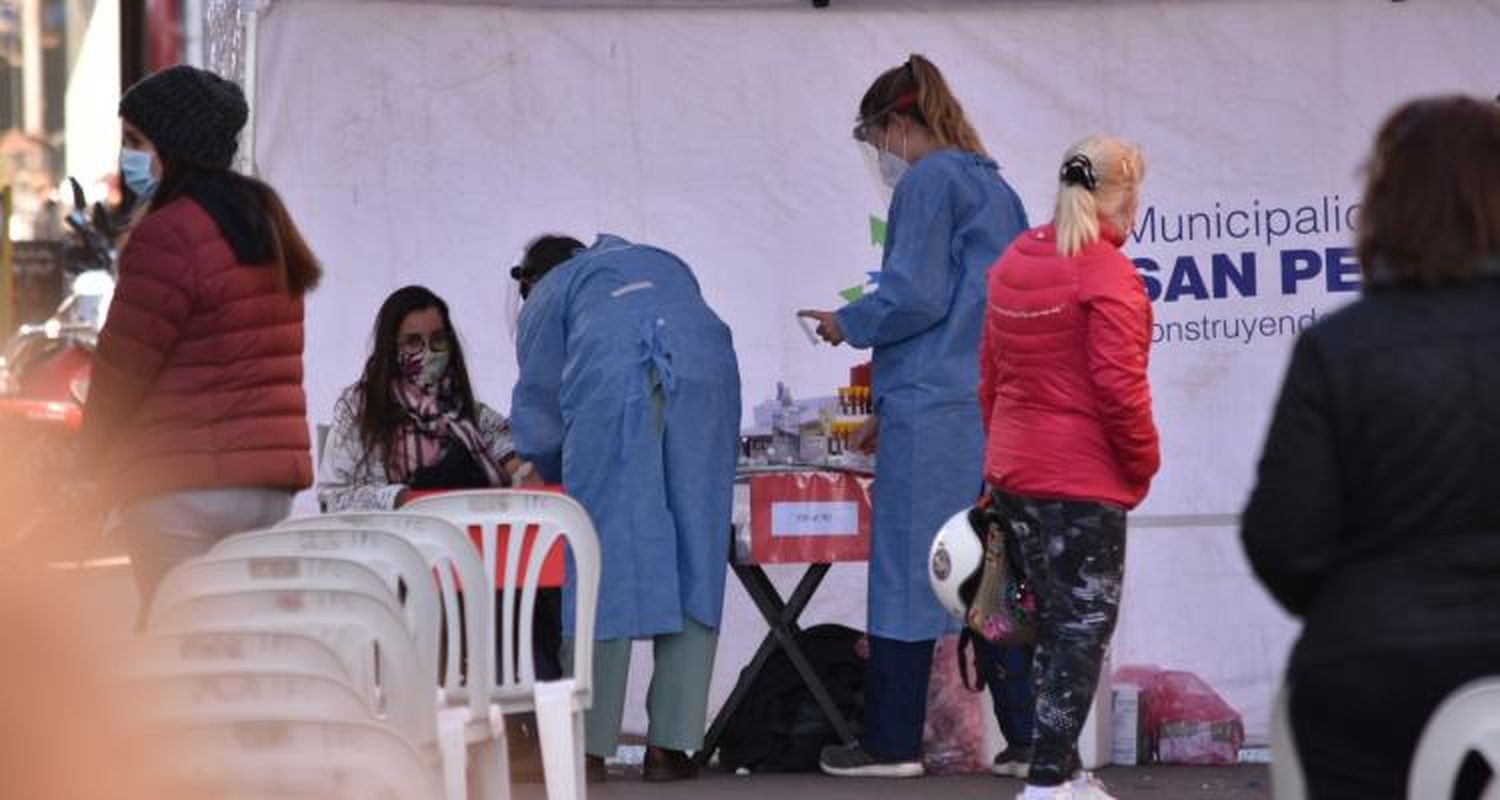 Coronavirus: aunque bajaron las consultas y los positivos, “no estamos en condiciones de pasar a Fase 5”, dijo Sancho