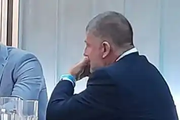 Se trata de Cristian Mathern, de 60 años, ex jefe del Departamento de Sumarios de la Dirección de Asuntos Jurídicos de la DPV.