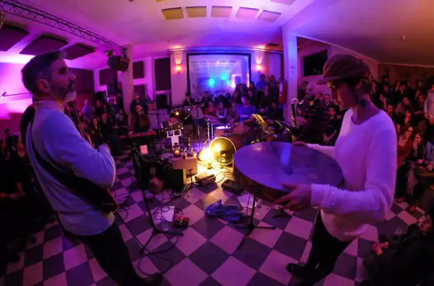 Creciente vuelve a los escenarios de la ciudad