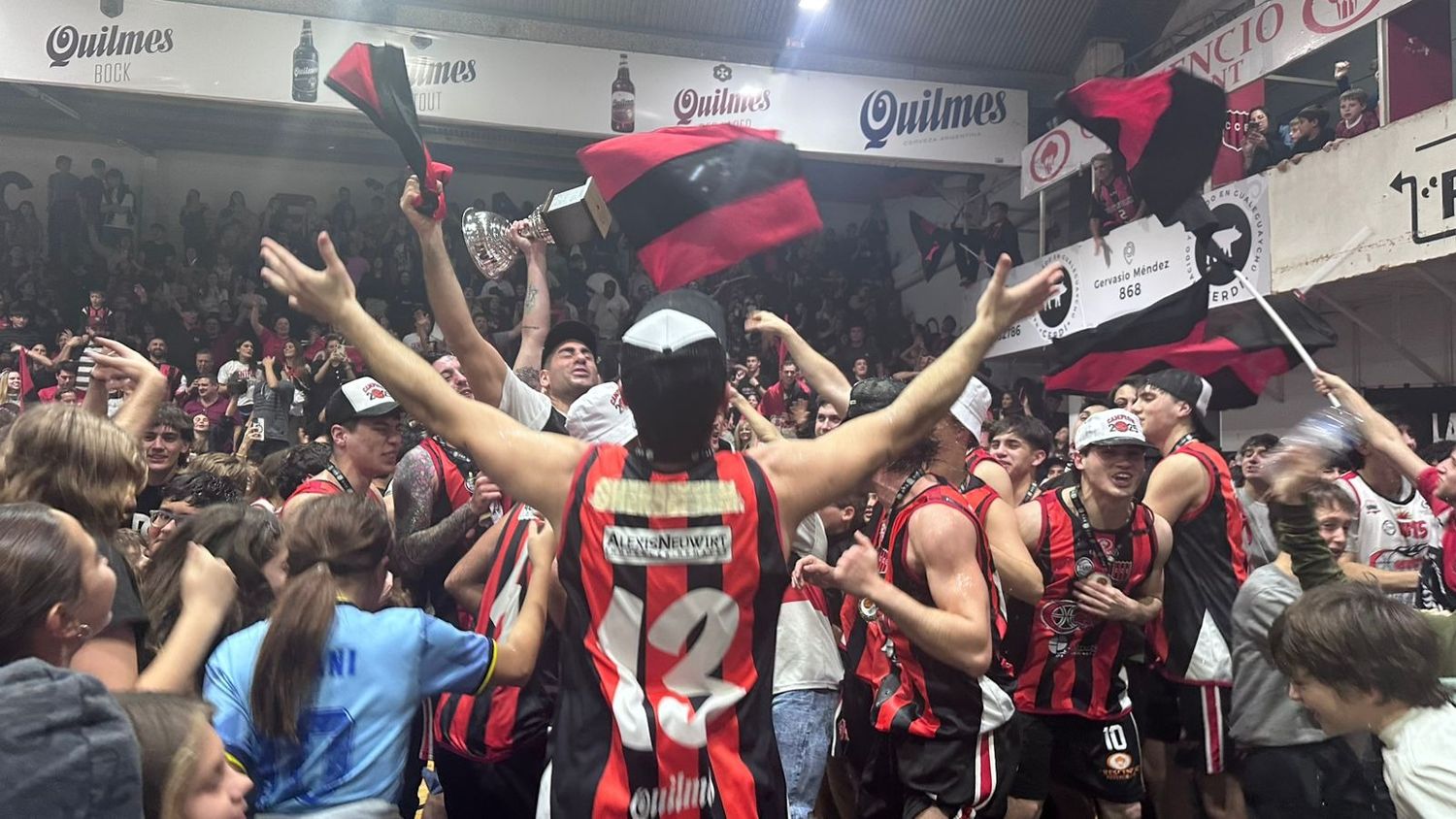 Central Entrerriano le volvió a ganar a Santa Paula y se coronó campeón de la Liga Federal 2025