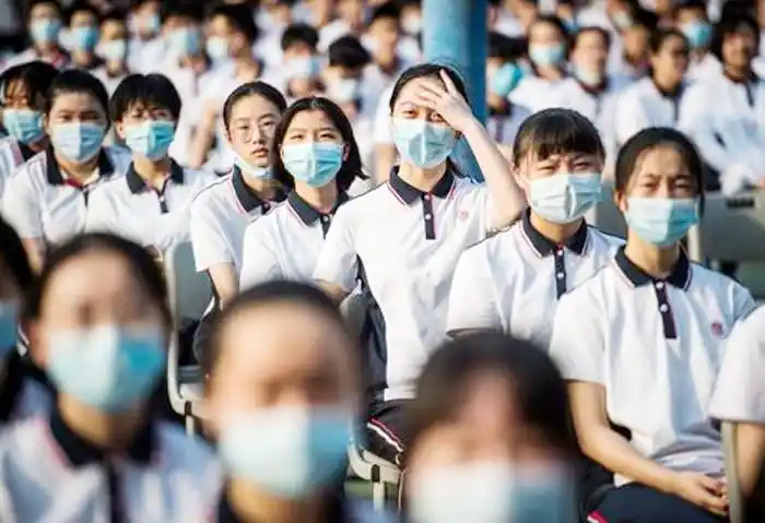 Wuhan sigue su vuelta a la  normalidad con el inicio del curso