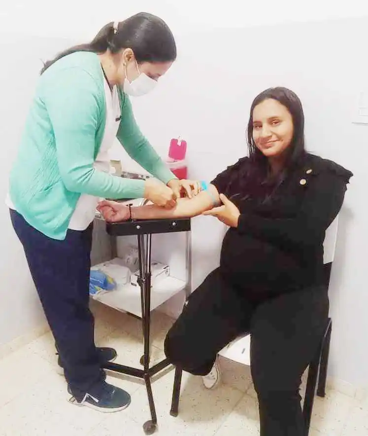 Alrededor de 1.900 pacientes por mes son atendidos 
en el servicio de laboratorio del Hospital Distrital