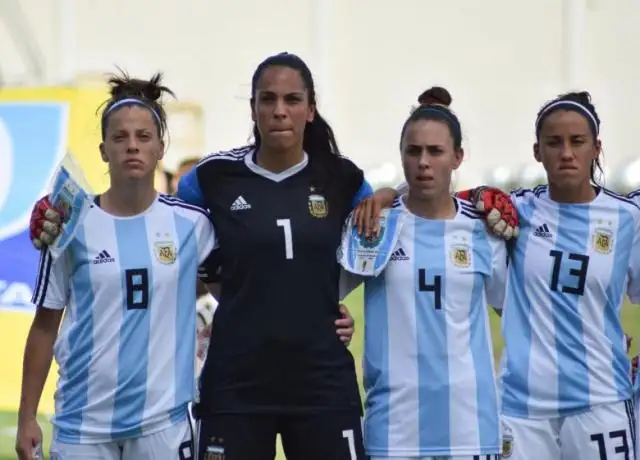 La selección femenina cerró su gira de preparación
