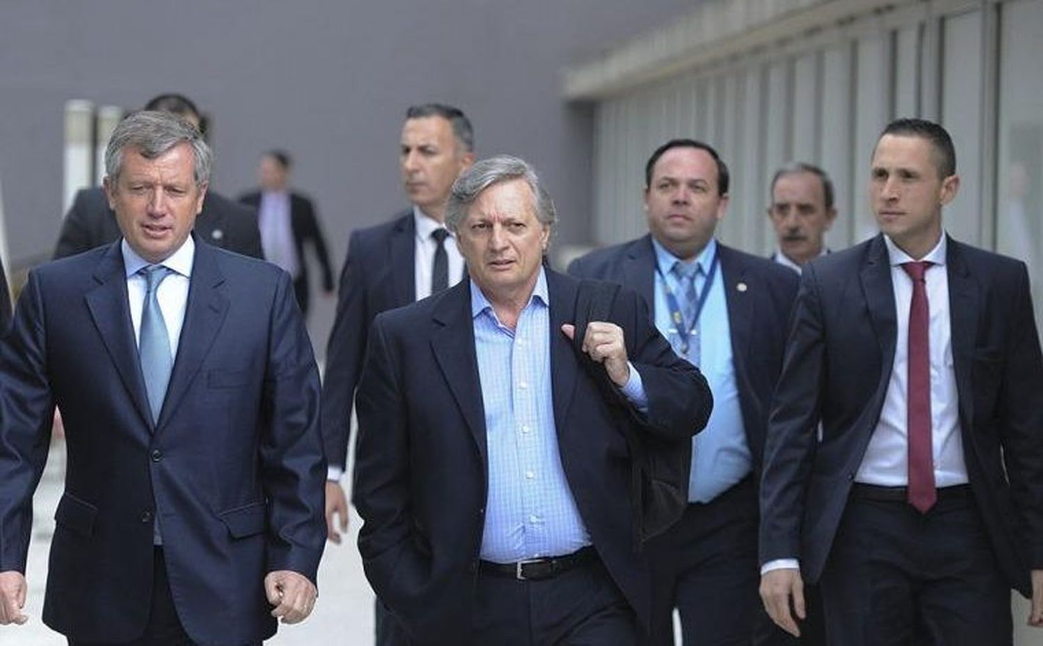 "De energía abundante, nacional y barata, a escasa, importada y cara"