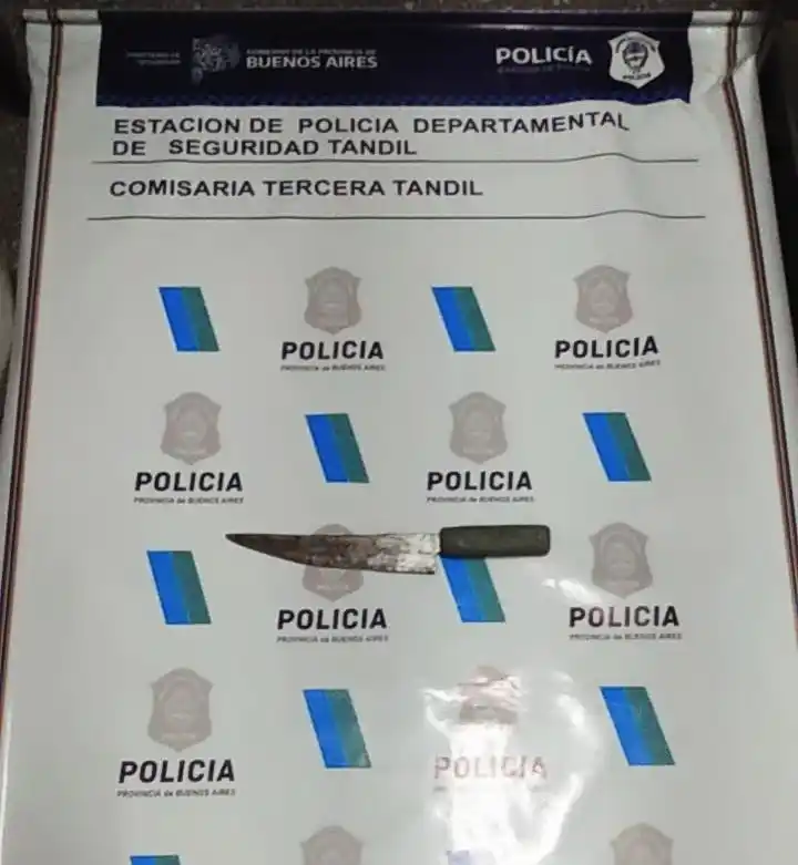 Aprehendieron a un hombre que amenazó con una cuchilla a una chica