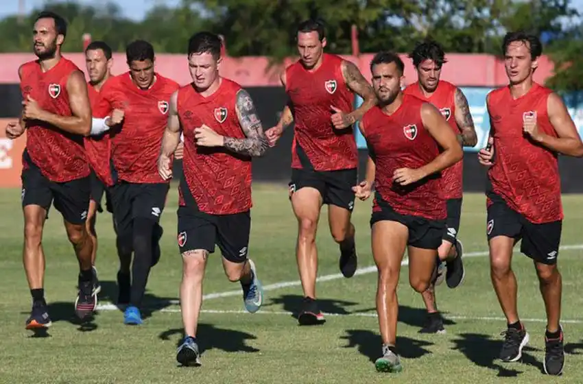 La Lepra puso primera sin caras nuevas