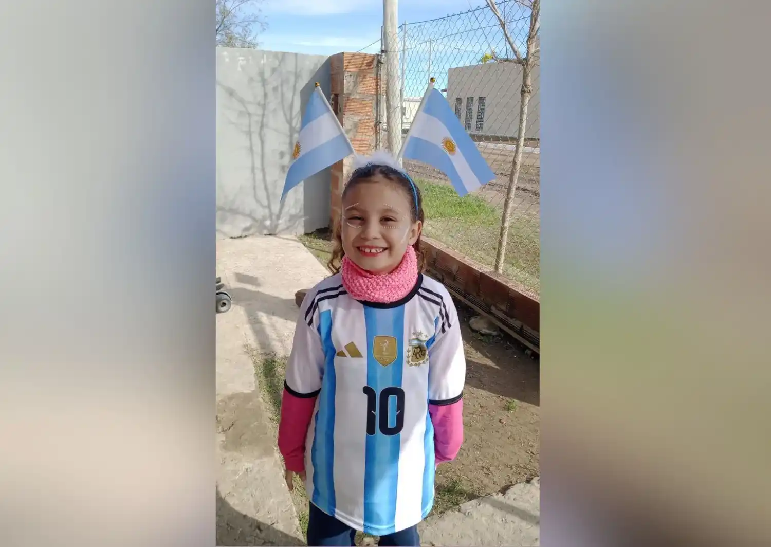 ¡Amparo alienta a la Selección Argentina!