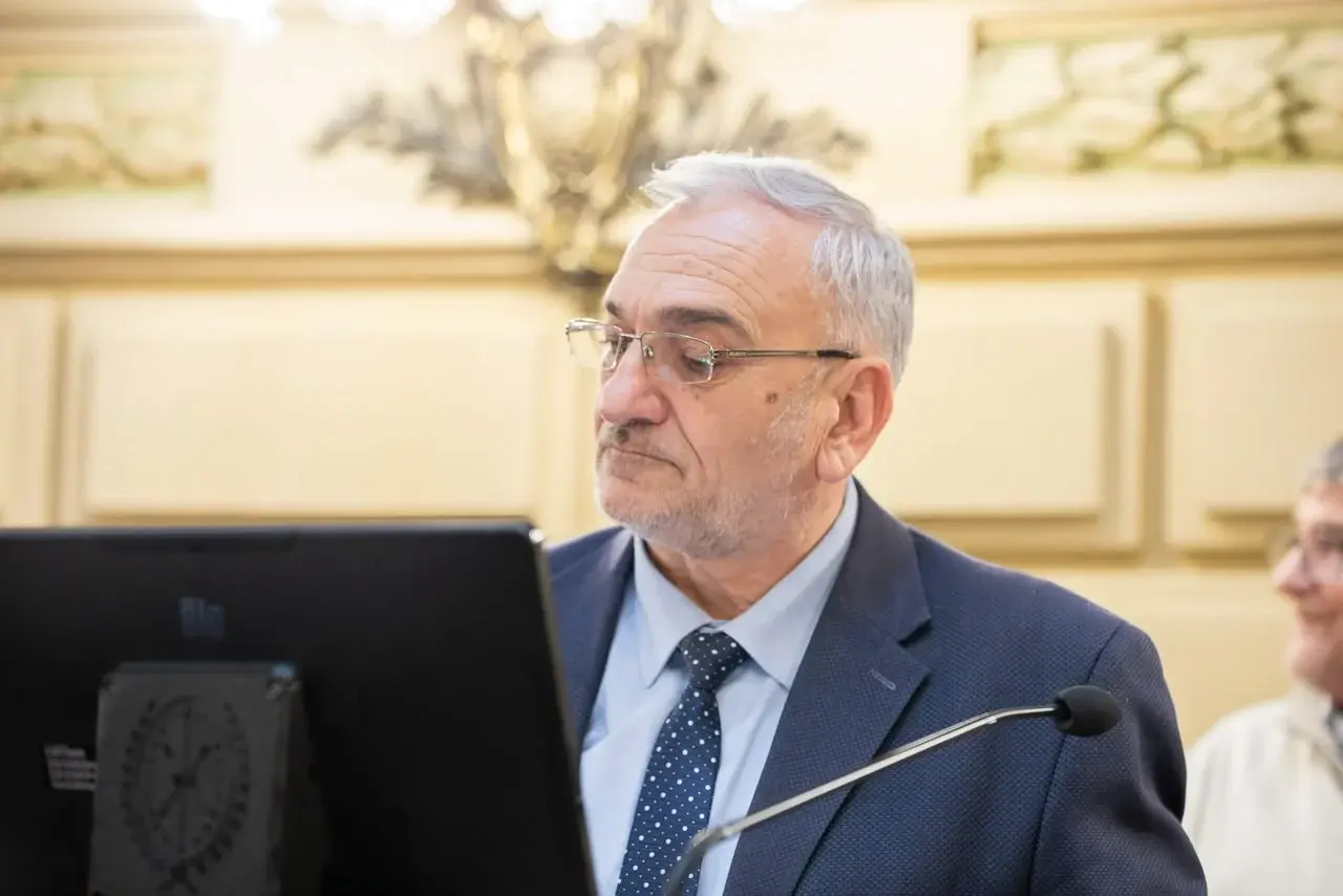 Media sanción al proyecto de Alcides Calvo para ampliar el uso de biocombustibles en Santa Fe