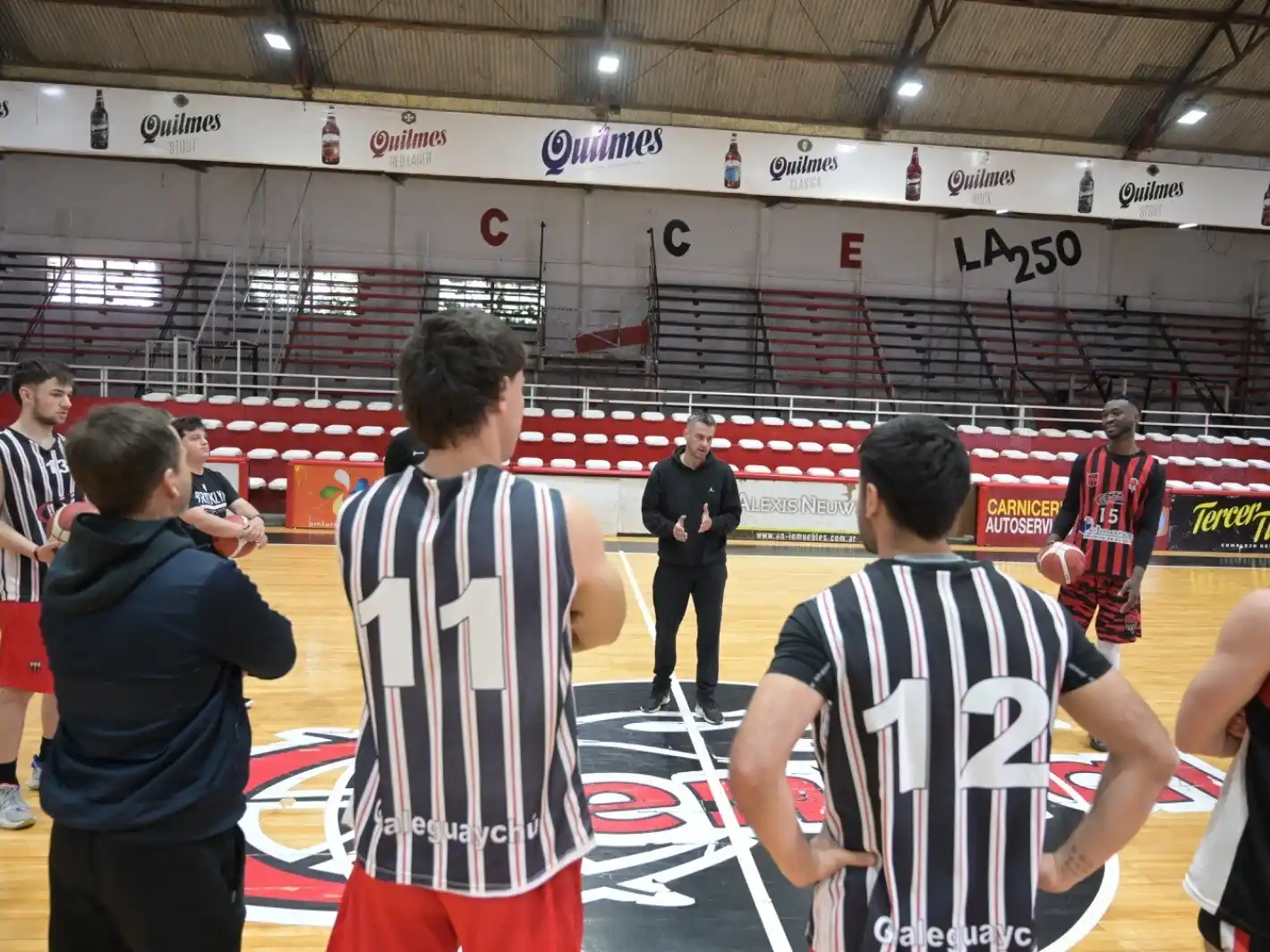 Central Entrerriano recibe a Lanús en su séptima presentación de la temporada