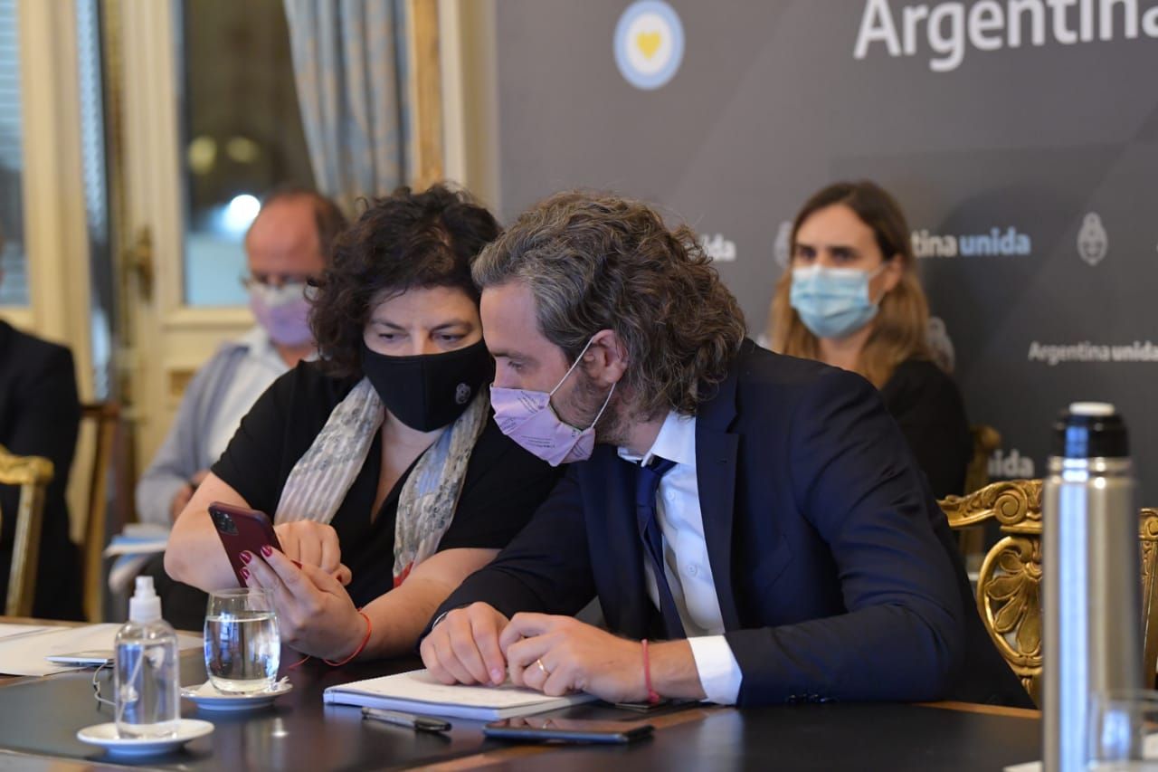 Epidemiólogos pidieron profundizar los controles y seguir evaluando las medidas vigentes