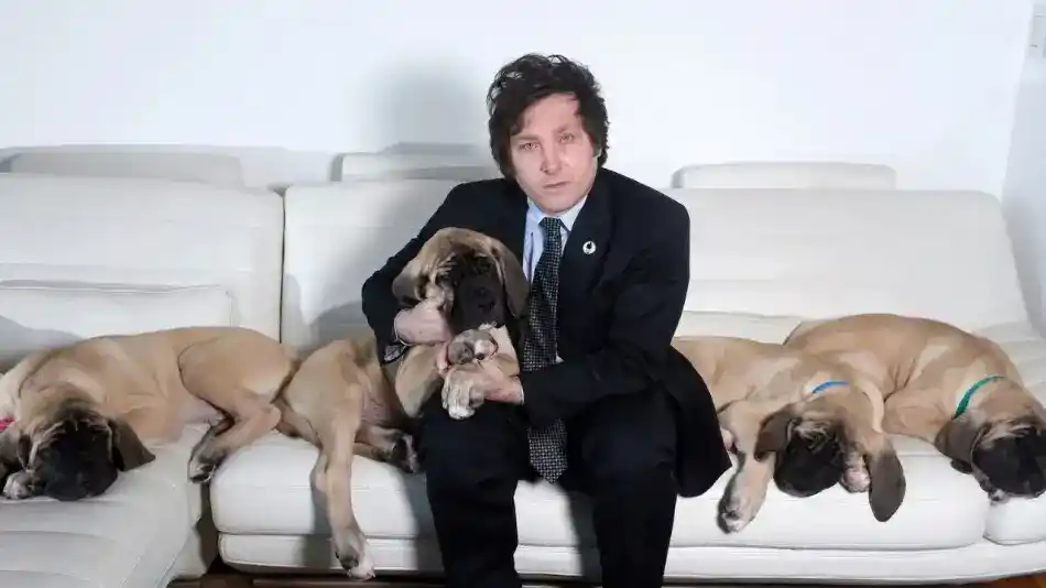 Milei y sus hijos de cuatro patas