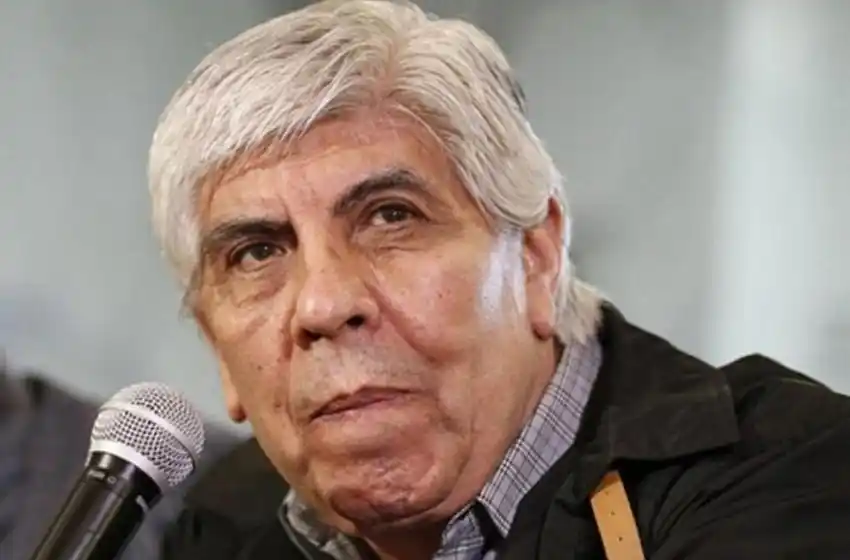 Hugo Moyano pasó por Rosario y cuestionó a los gremialistas que no van a pedir bono compensatorio de fin de año