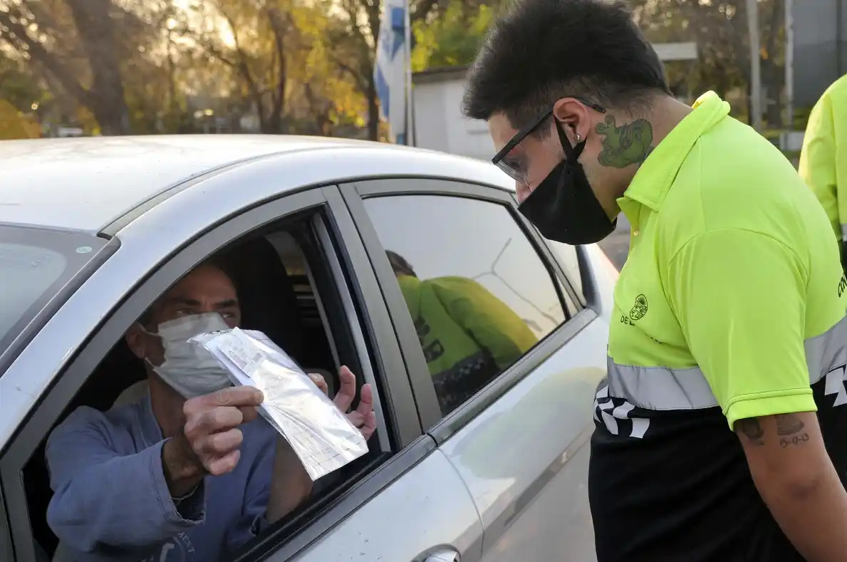 Otro día de  muchos contagios: fueron 1.374 los nuevos casos reportados