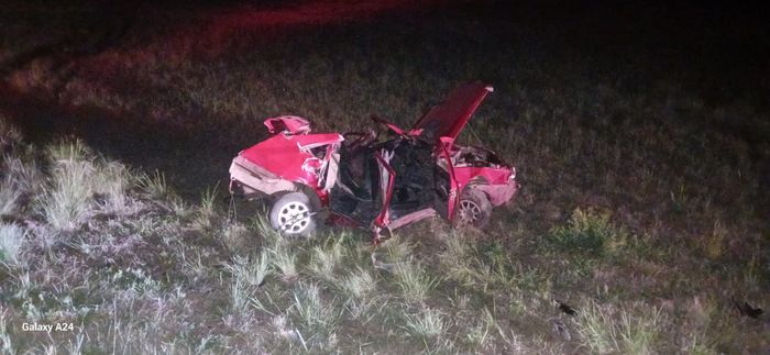 Rescataron a una mujer atrapada en un auto tras sufrir un choque de atrás por un camión accidente autovía 19 - 1