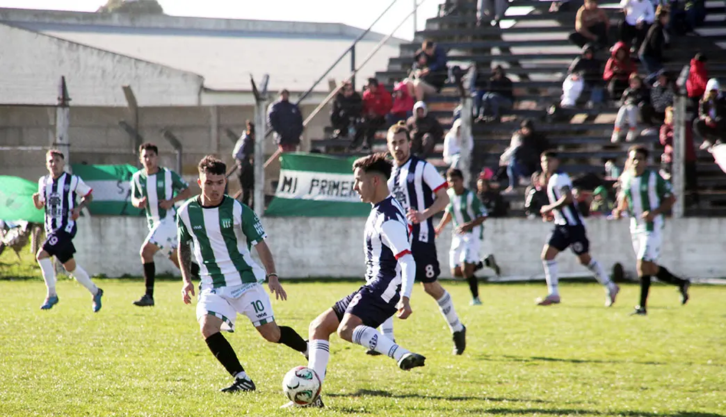Rivadavia fue sólido y le ganó con justicia a Estación para seguir escolta