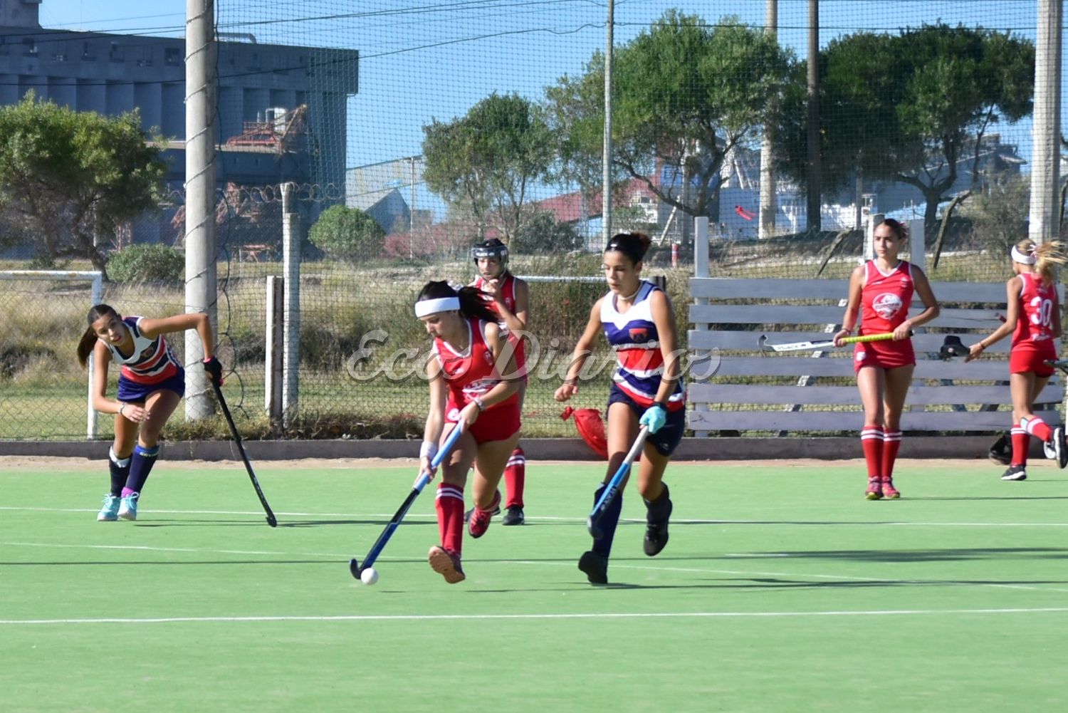 Náutico recibió a Huracán de Tres Arroyos en el Polideportivo Municipal