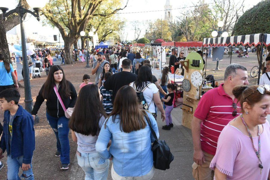 Plaza Feria y una edición especial por el Día de la Madres