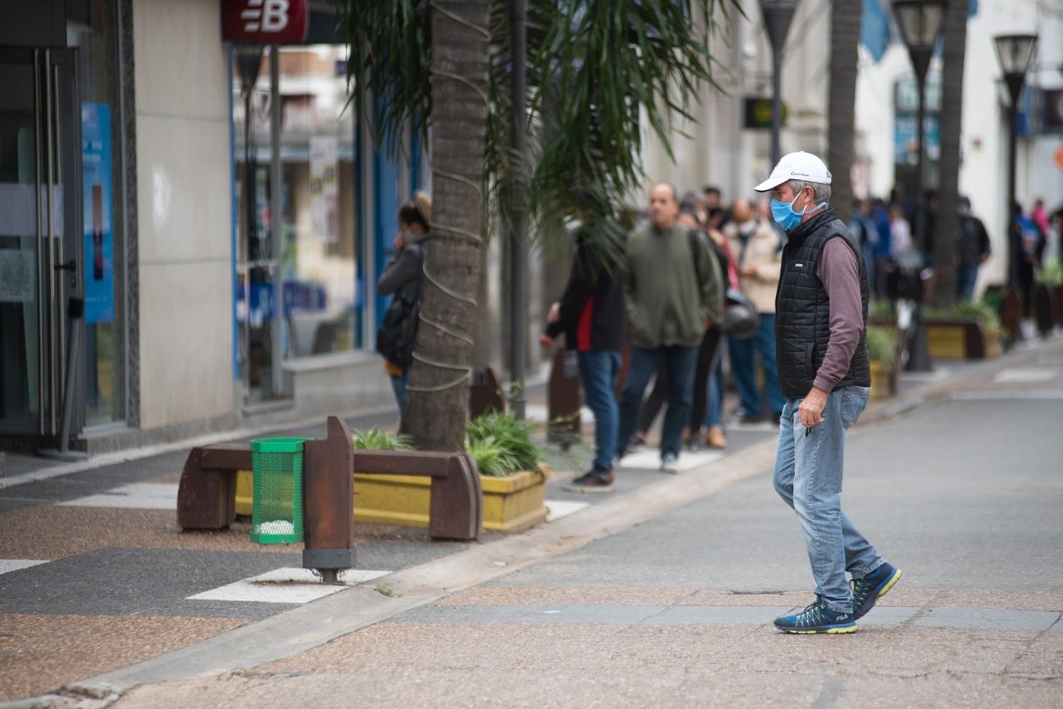 25 de Mayo y Urquiza son peatonales de 7 a 13 horas