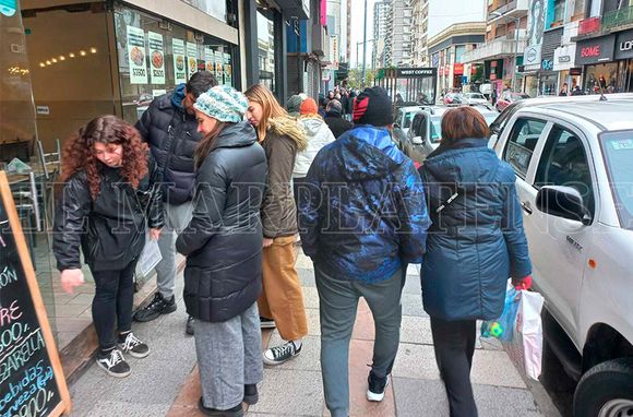 Pedido de feriados puente: "La ciudad lo necesita para palear la crisis porque se siente fuerte"