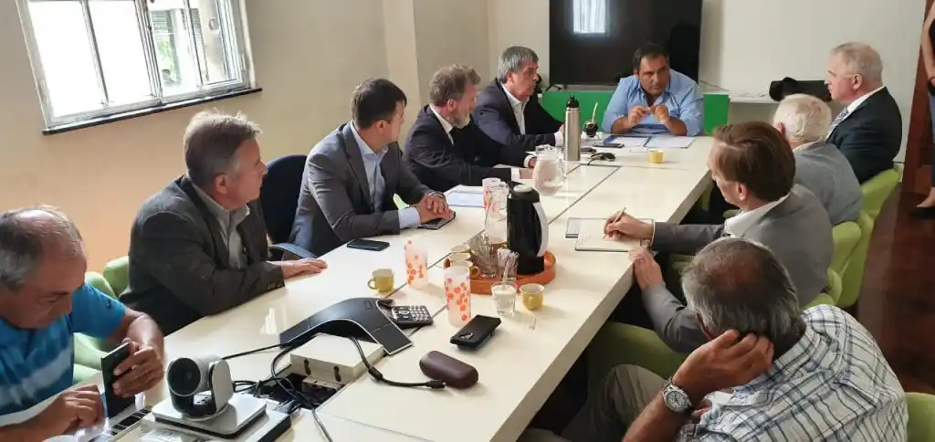 La Unicen avanza en la cooperación  para desarrollar la red ferroviaria