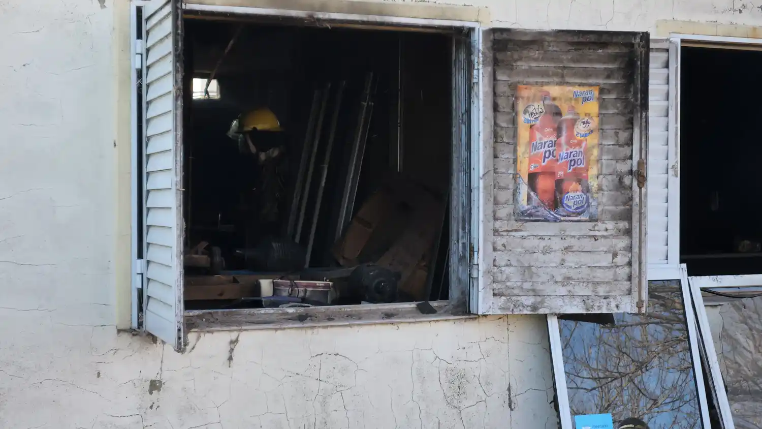 incendio bomberos zapadores fuego casa cocina vivienda rafaela pastizal pastizales seco sequia fuego - 8