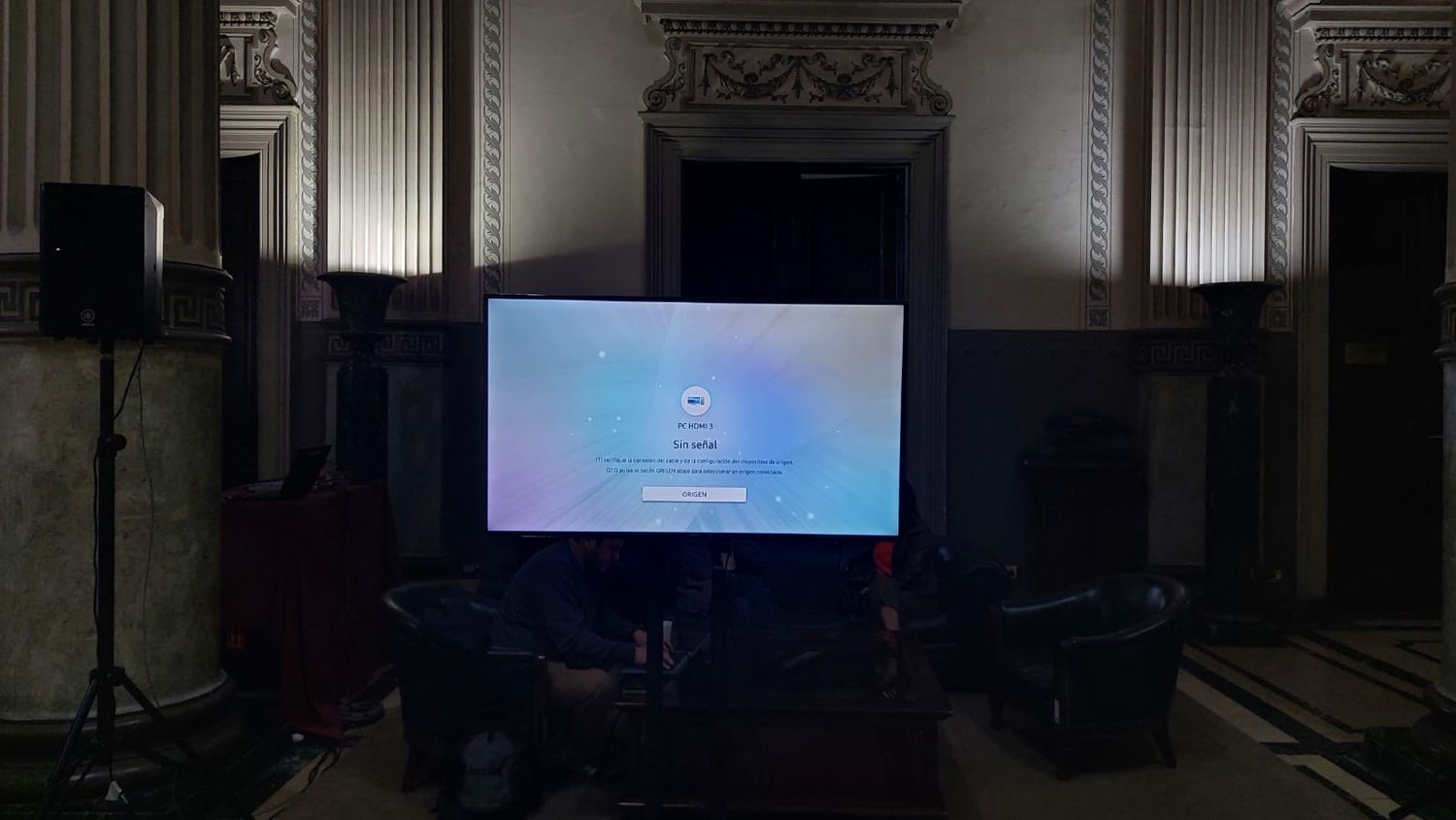 "Sin señal": No comenzó la sesión en el Senado (Foto: LANOTICIA1.COM)