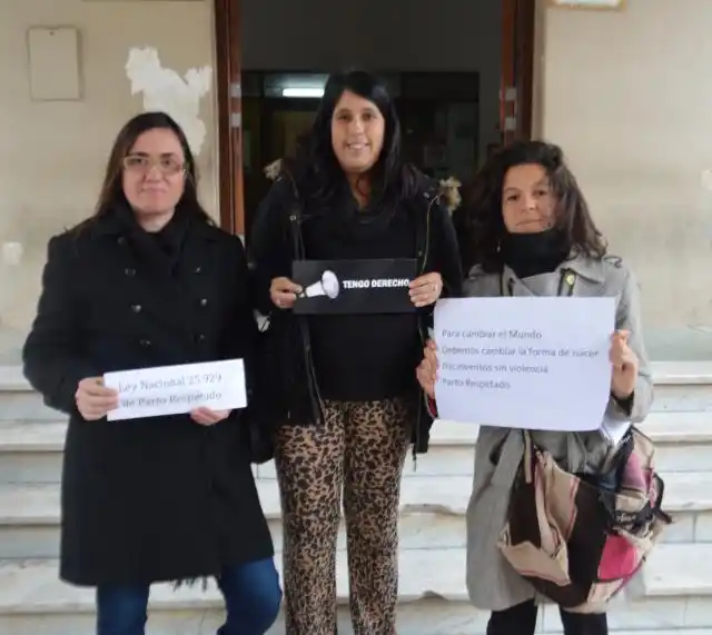 Autorizaron a una mamá a estar acompañada en su cesárea