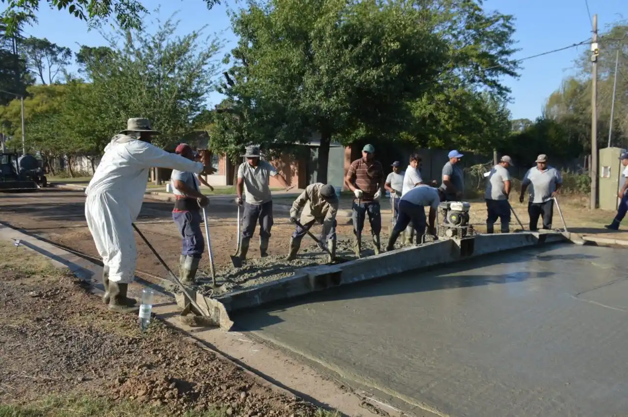 Importantes avances en pavimento, arreglo de calles y desagües en Venado Tuerto