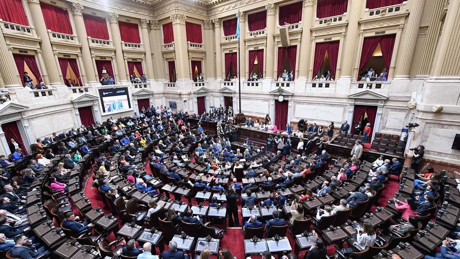 Diputados: comenzó la sesión especial para tratar la ley “Bases”