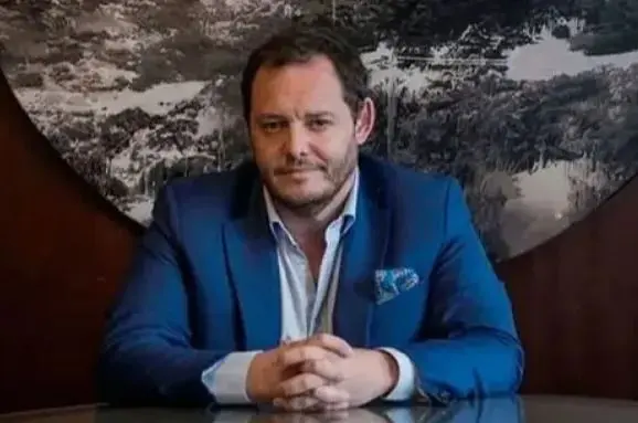 Demian Reidel había dicho que el problema de Argentina era que "estaba poblada de argentinos", declaración que le valió una catarata de críticas.